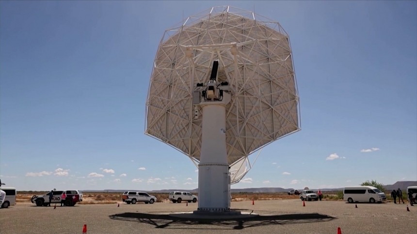 В тысячу раз больше: в ЮАР начал работать мегателескоп
