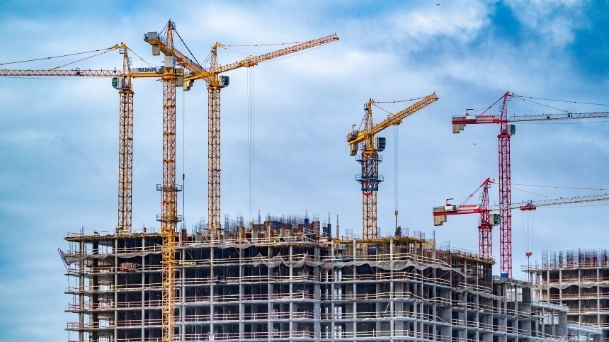 Молодым семьям могут компенсировать 50% первоначального взноса на ипотеку