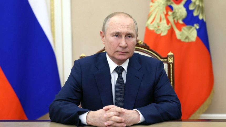 Путин ответил на вопрос Известий про потолок цен на газ