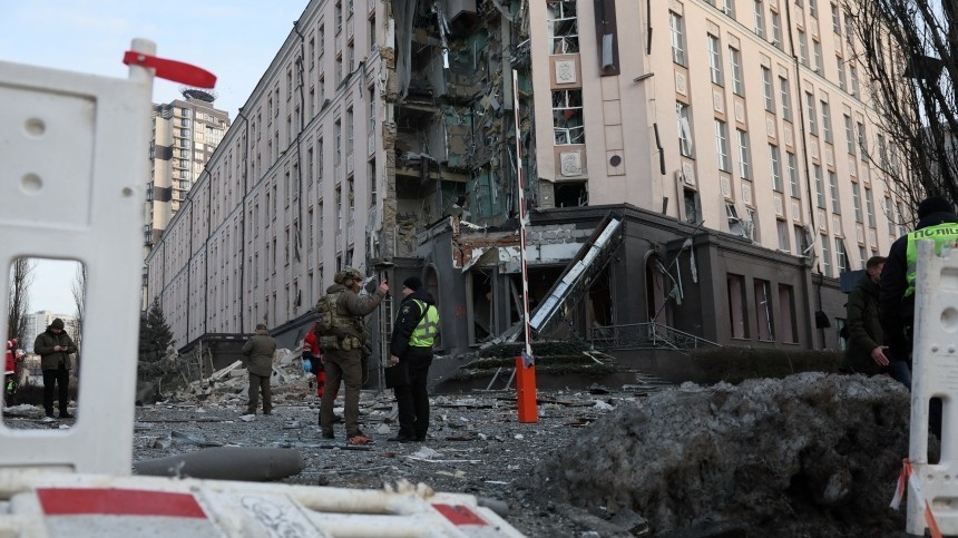 Кулеба заявил о повреждении объекта инфраструктуры в Киевской области
