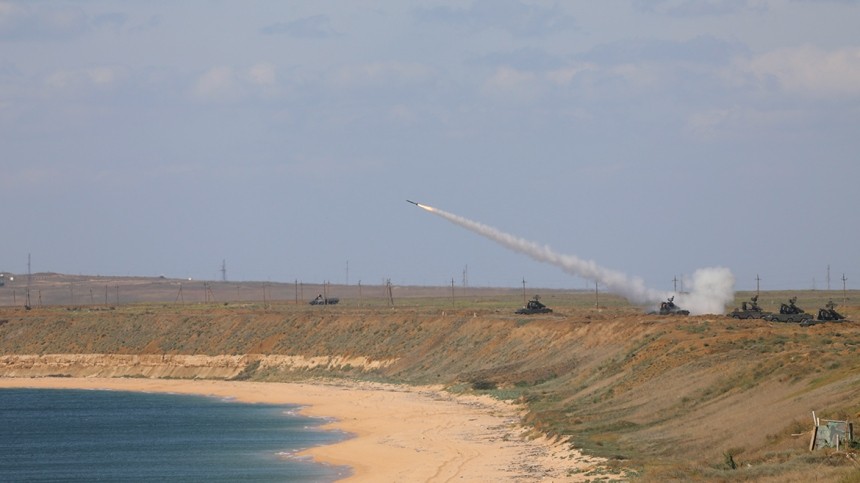 В море у Севастополя сбили еще один беспилотник