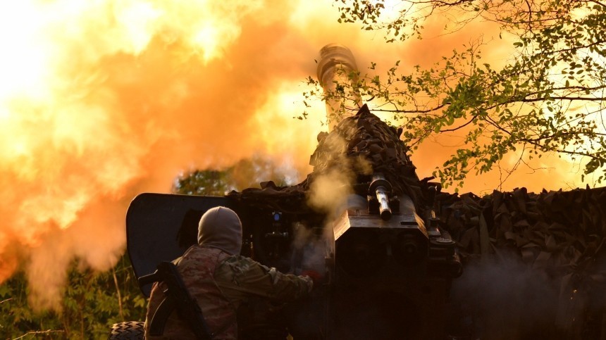 В Минобороны показали кадры уничтожения бронетехники ВСУ высокоточным оружием