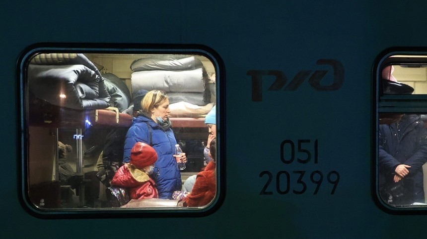 Годовалый ребенок скончался в поезде по пути из Петербурга в Ярославль