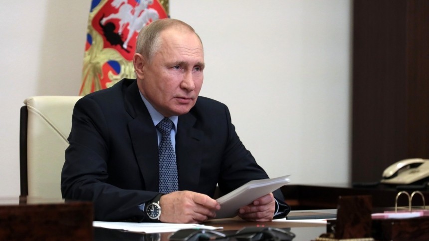 Владимир Путин: Россия будет повышать обороноспособность страны