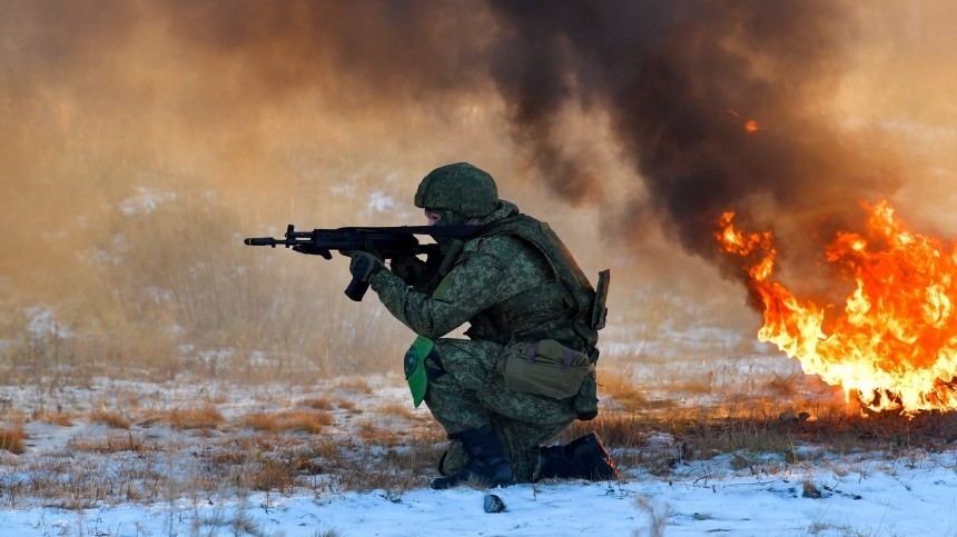 Российский солдат показал штурм позиций ВСУ под Кременной от первого лица