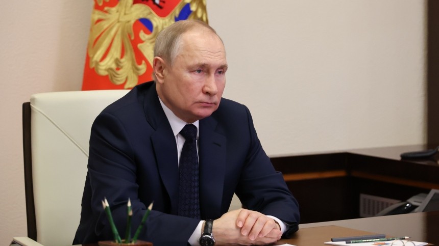 Путин обсудил с губернатором Липецкой области поддержку семей в регионе