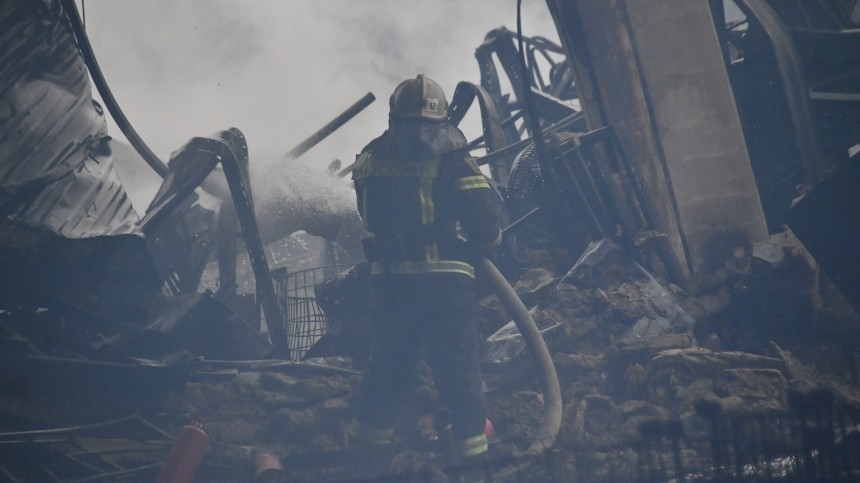 Пожар вспыхнул на металлургическом комбинате в Приморье