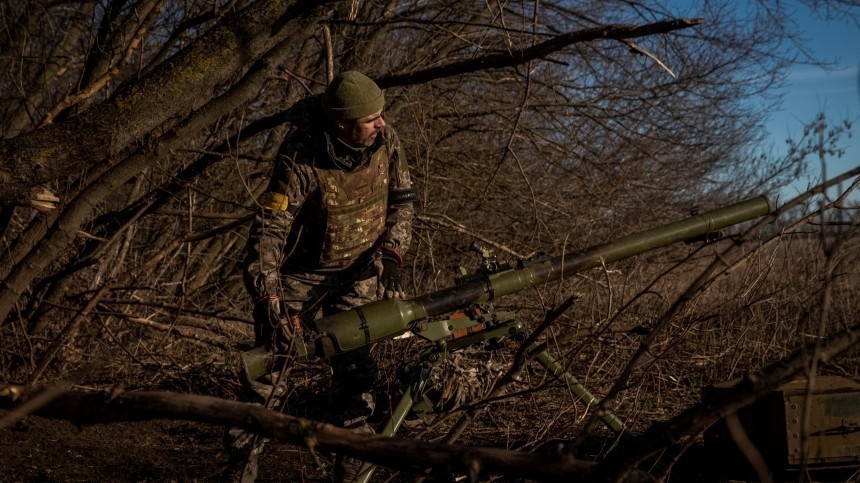 Стало известно о переброске украинских войск из Херсонской области в Донбасс
