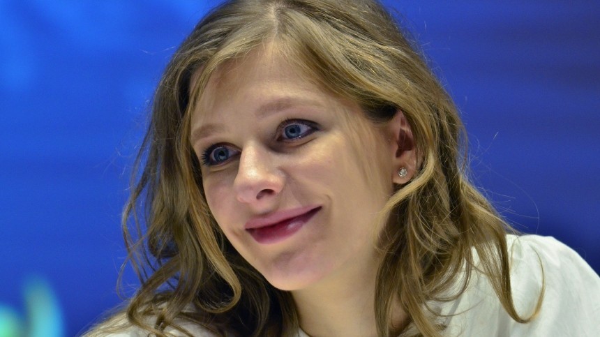 Звезда Папиных дочек Лиза Арзамасова завила об уходе со сцены