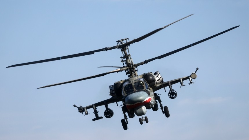 Работают парами: как вертолеты Ка-52 и САУ 2С1 Гвоздика уничтожают позиции ВСУ