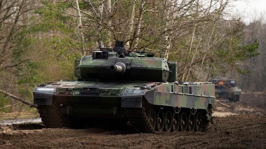Польша отправила больше: 14 танков для Киева от Берлина ничего не изменят