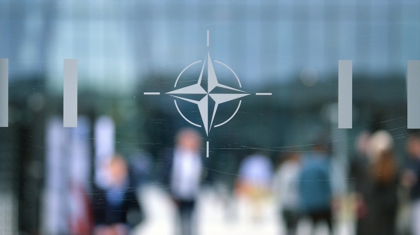 Французский политик Филиппо призвал к выходу из НАТО