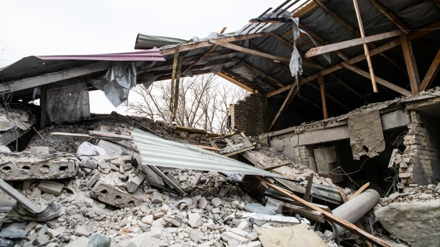 Дома, воинский мемориал и магазин пострадали от обстрела ВСУ в Брянской области