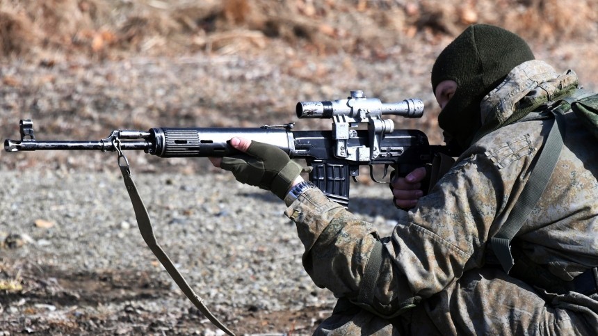 Российский снайпер ликвидировал на Украине двоих наемников одним выстрелом видео