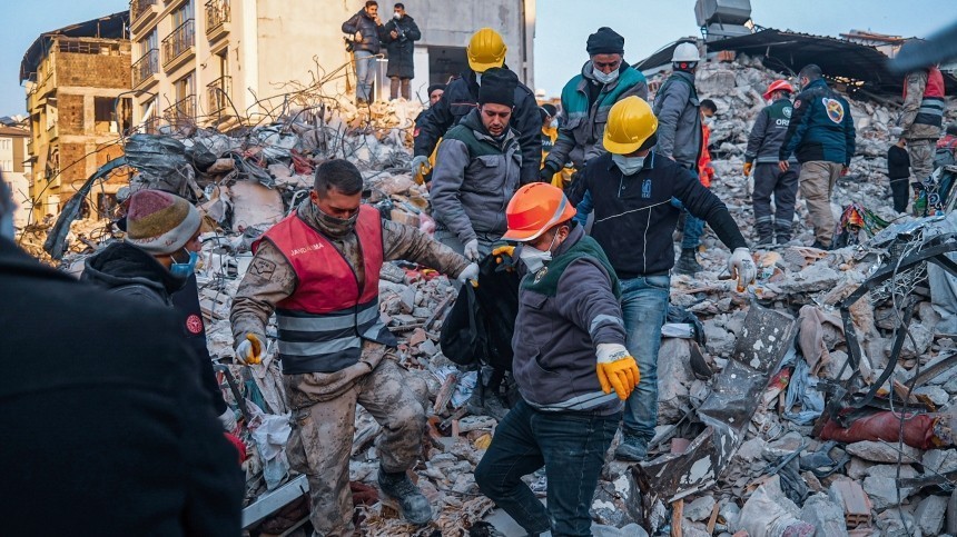Спустя семь суток: что сейчас происходит в Турции после землетрясения