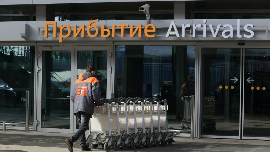 Песков отреагировал на временное ограничение полетов в петербургском Пулково