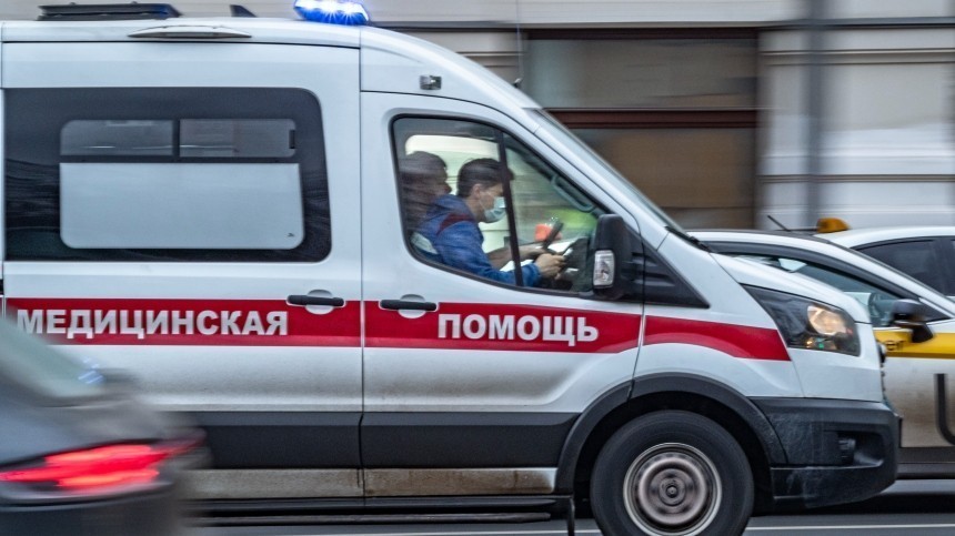В ДТП с автобусом под Псковом пострадали более десяти человек и один погиб