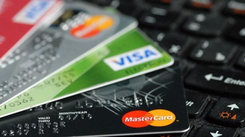 Оформить карту VISA и Mastercard стало проще