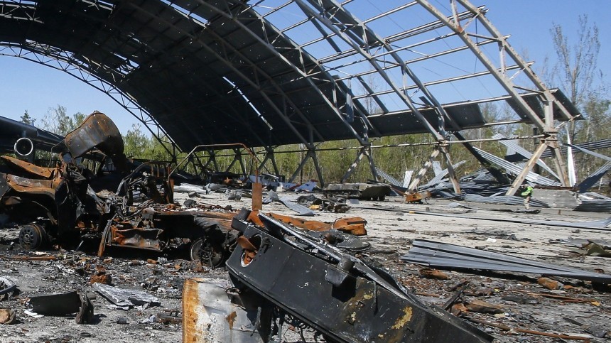 Российские военные уничтожили два ангара ВСУ в Херсонской области