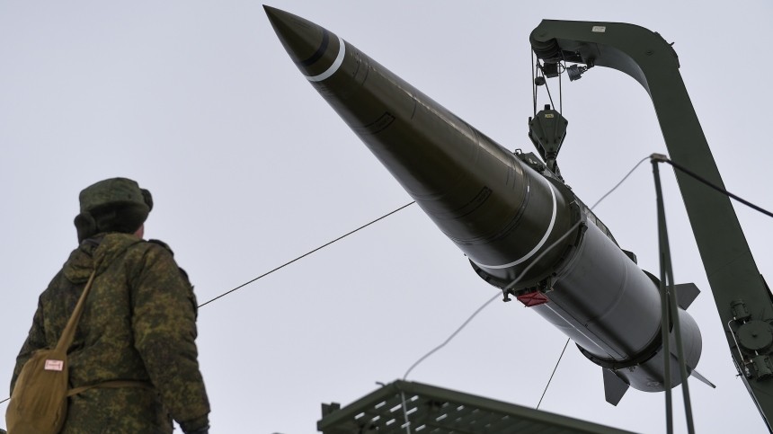 Путин заявил, что Россия разместит тактическое ядерное оружие в Белоруссии