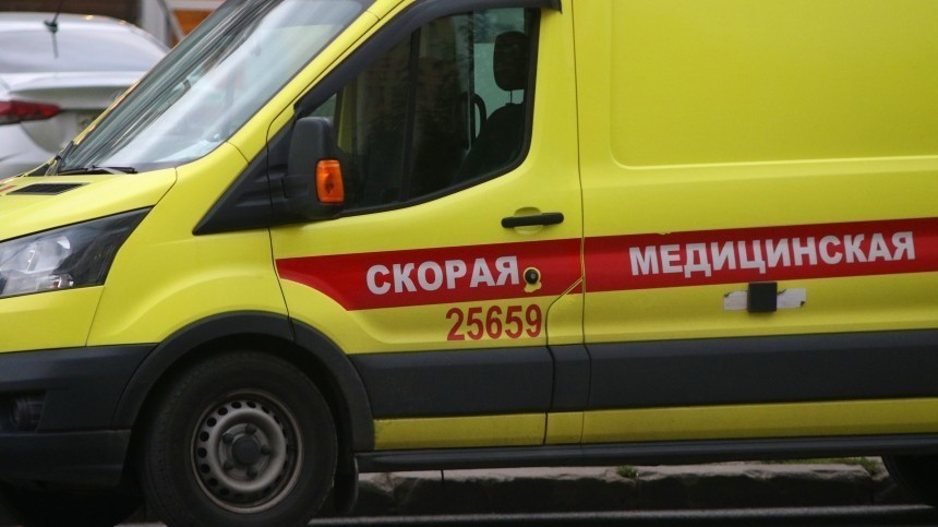 Школьница из Карелии чуть не умерла на руках у медиков из-за обмана родителей