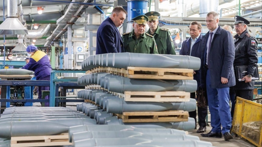 Шойгу проинспектировал предприятия оборонной промышленности в Нижегородской области