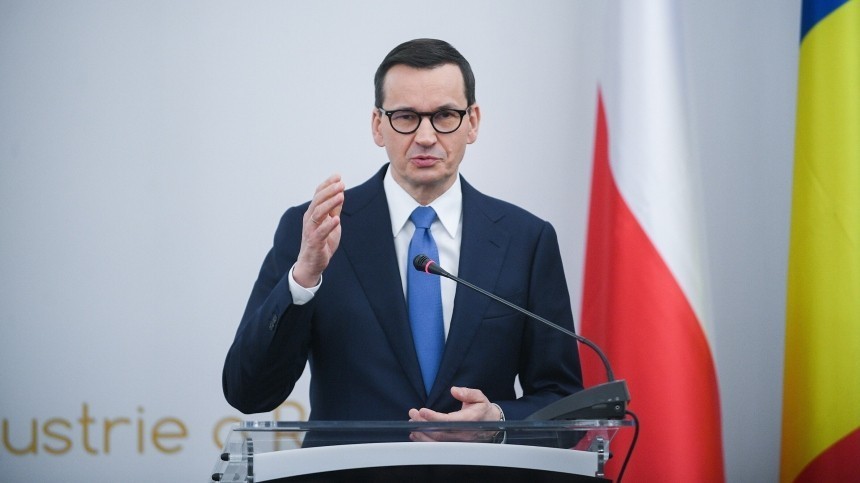 Польша и Румыния решили усилить зависимость от США вопреки призыву Франции