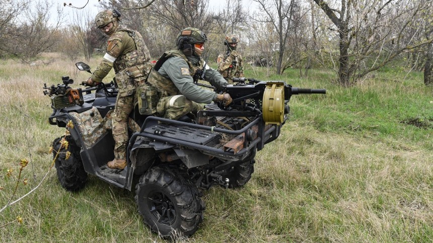 Машина многофункциональная: военный РФ рассказал о применении квадроциклов в зоне СВО