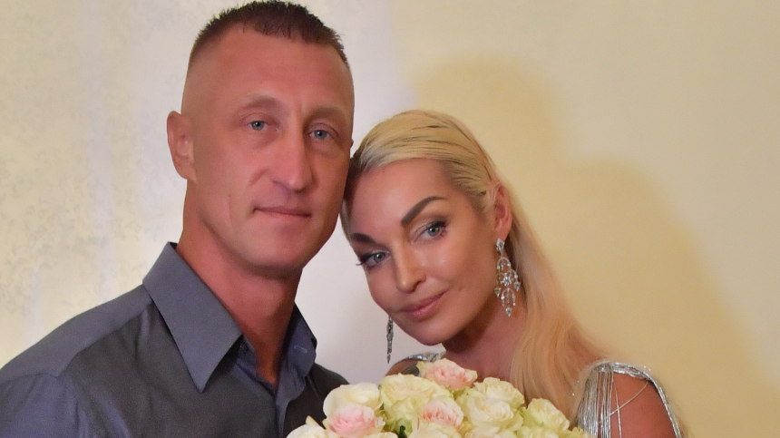 Бывшего любовника Волочковой отправили под арест за избиение жены