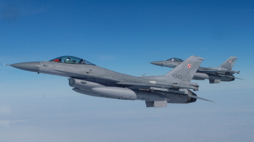 Особый член НАТО: на каких условиях Запад передаст Украине истребители F-16