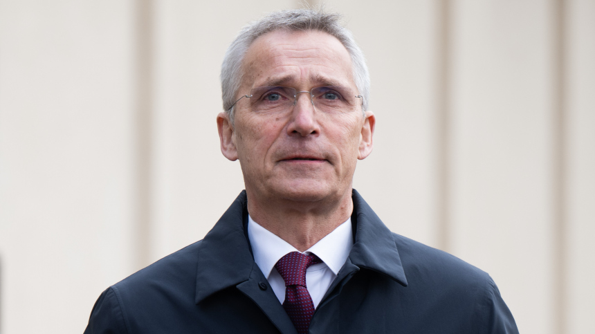 Столтенберг не ответил вопрос об отправке сил НАТО на Украину