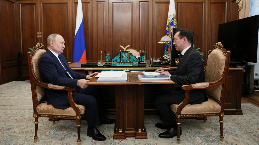 Владимир Путин обсудил с главой Якутии проблему безработицы в регионе