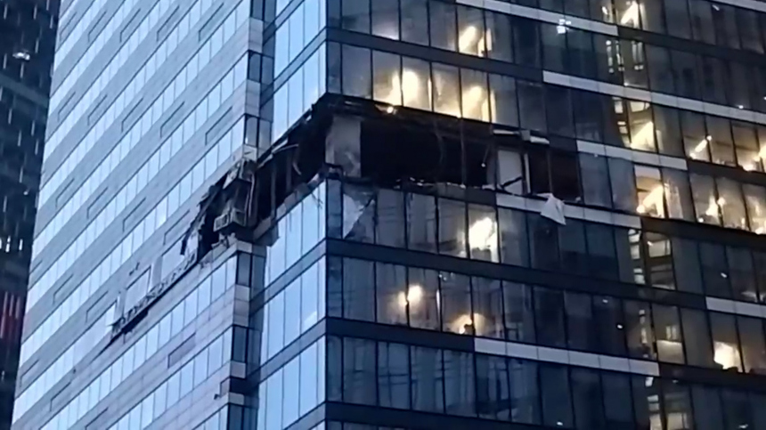 Нападение 30. Офисное здание. Фасад небоскреба. Москва Сити взрыв. Москва Сити 2023.