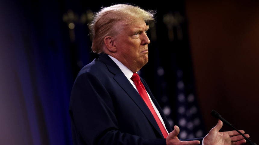 Была ли сделка Поместье Трампа во Флориде продали за 422 миллиона долларов