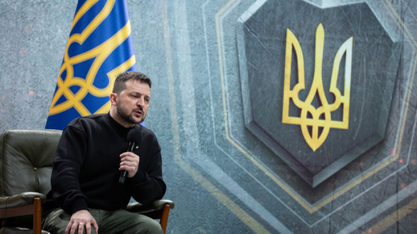 Зеленский заявил о готовности баллотироваться: Никогда не оставлю страну