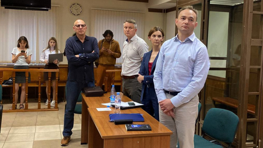 Суд продлил арест бывшему замглавы Минцифры Паршину