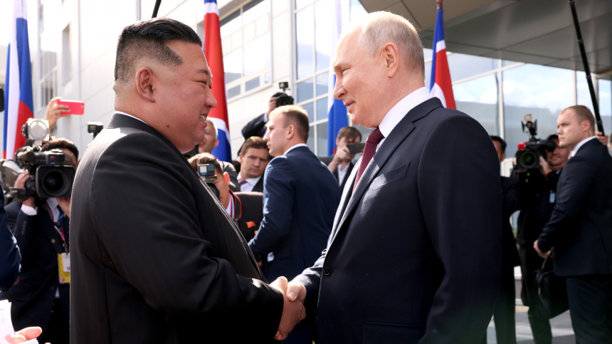 Песков прокомментировал возможную поездку Путина в КНДР