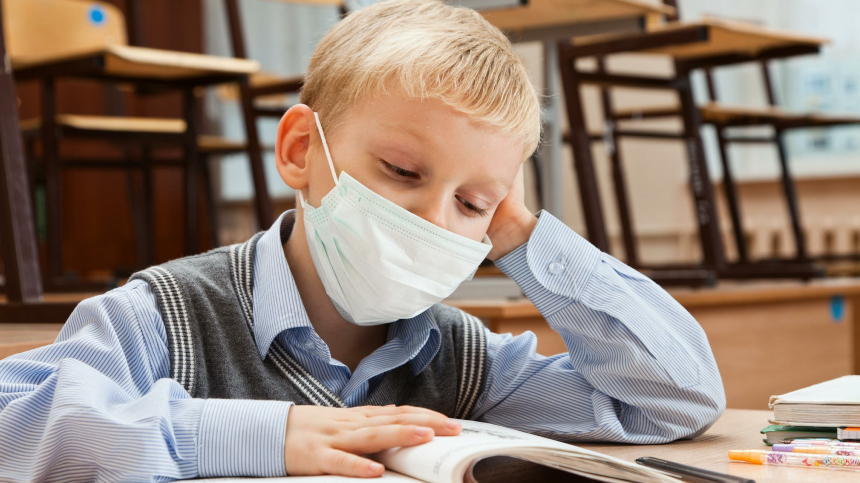 Стоит ли надевать на детей медицинские маски для защиты от ОРВИ и коронавируса