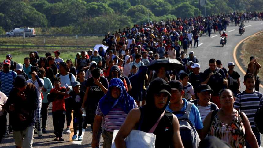 Трамп пообещал устроить крупнейшую депортацию мигрантов в истории США