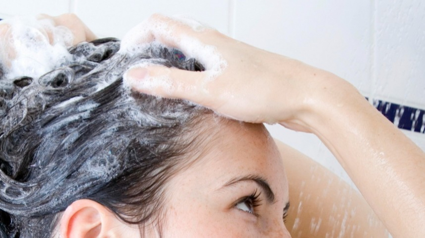 Скинификация волос: работает ли многоступенчатый уход за кожей головы