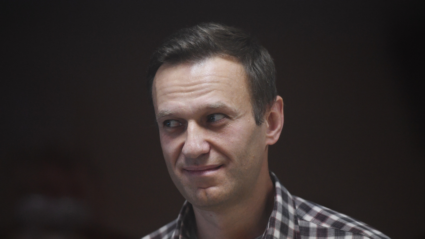 Субботнее чтиво: в Кремле отреагировали на статьи прессы США о смерти Навального*