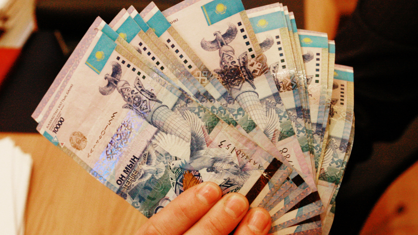 Казахстан направит изъятые у олигархов деньги на ликвидацию последствий паводков