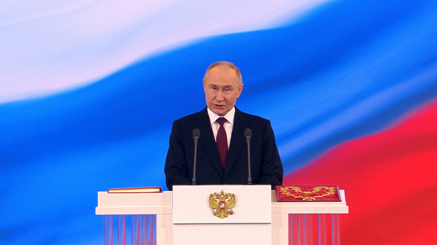 Путин пообещал продолжить работу по построению многополярного мира