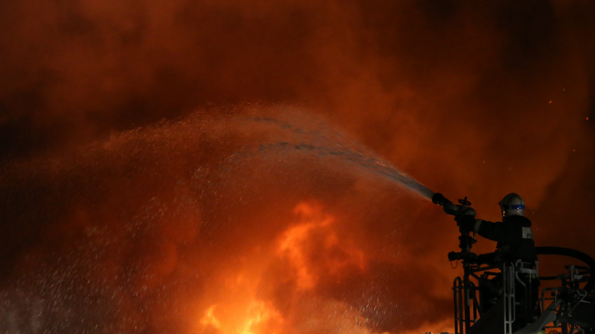 В Липецкой области сообщили о пожаре на подстанции после атаки БПЛА