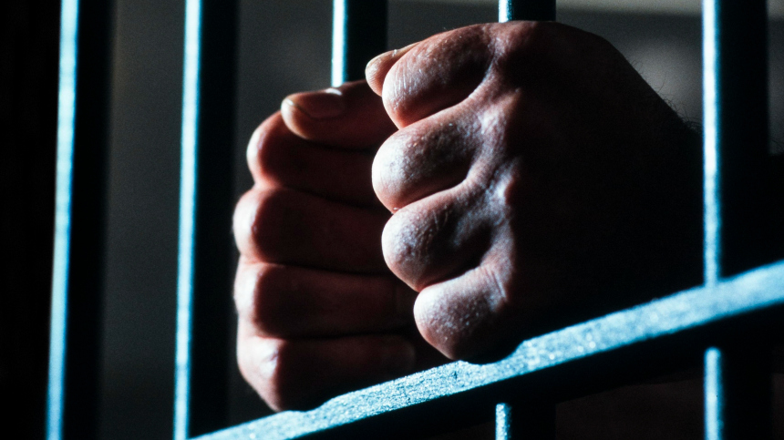 Заключенных в Британии начнут выпускать досрочно из-за переполненных тюрем
