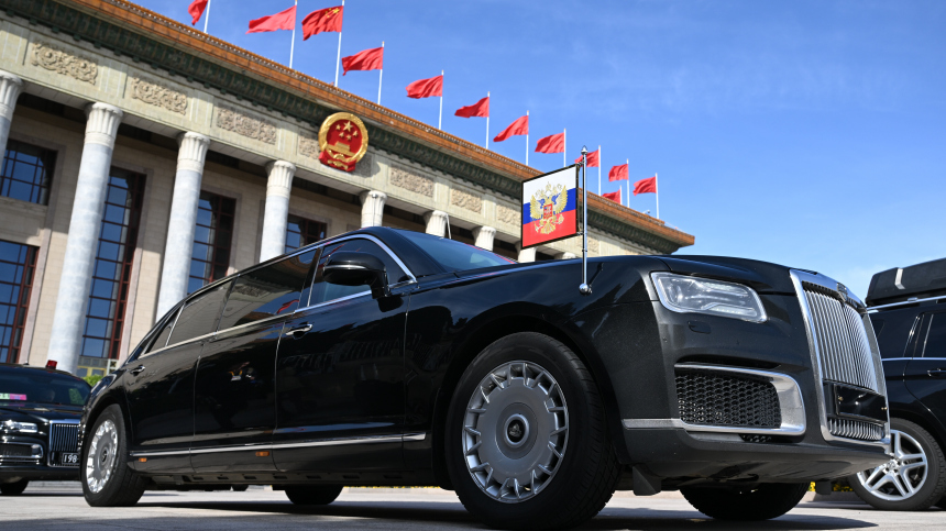 Путин выбрал российский автомобиль Аурус для передвижения в Китае