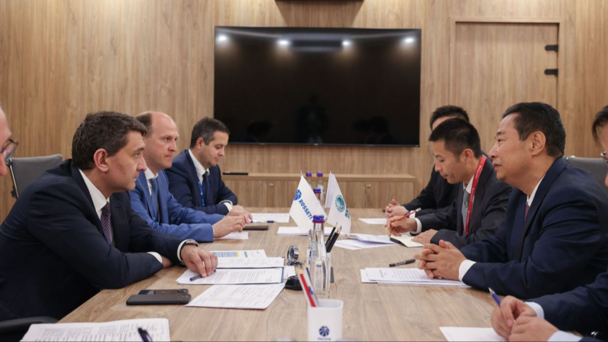 Россети приняли в Санкт-Петербурге делегацию ГЭК Китая