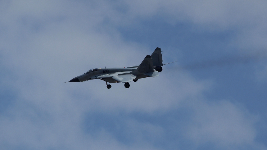 Меры будут приняты: Минобороны Словакии назвало незаконной передачу Киеву истребителей МиГ-29