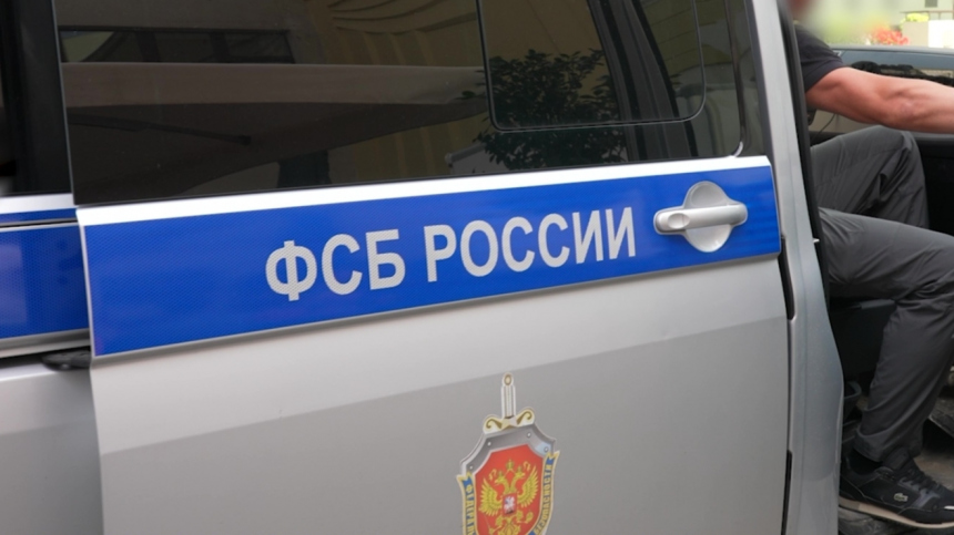 Подозреваемого в подрыве автомобиля в Москве доставили из Турции в Россию