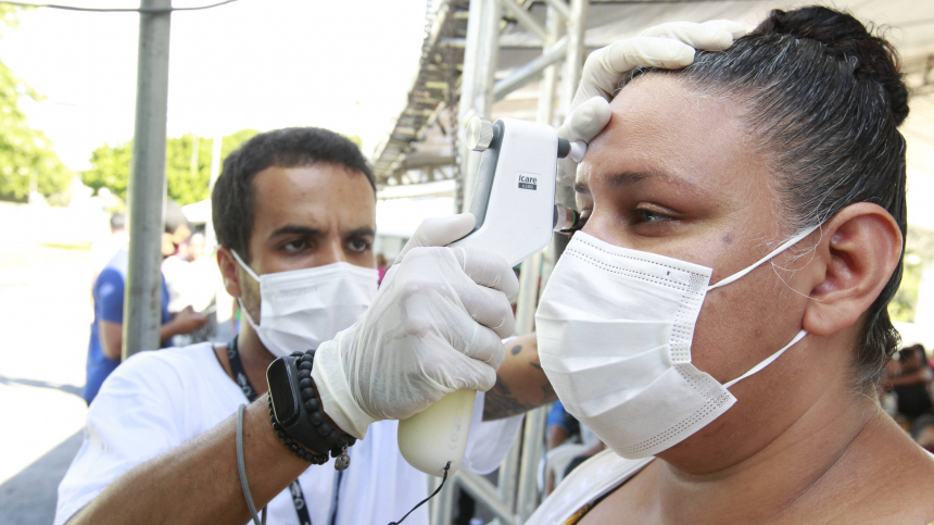 Впервые в мире: в Бразилии два человека стали жертвами лихорадки Оропуш